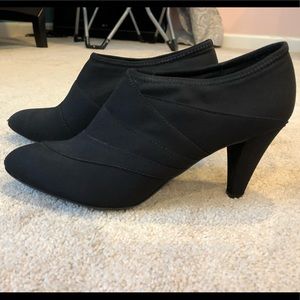 Black heeled booties